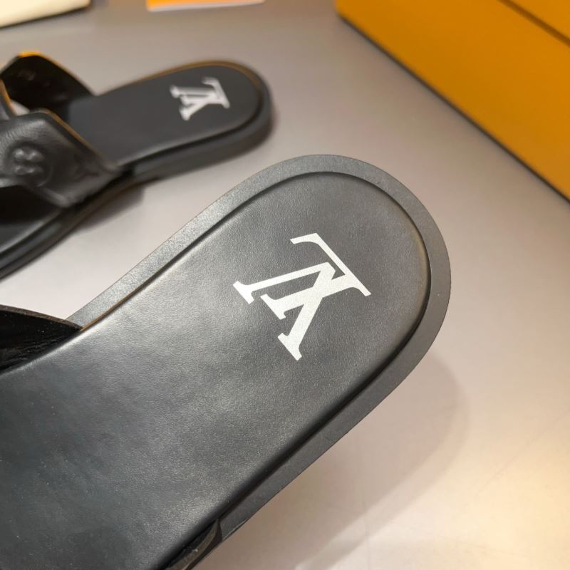 Louis Vuitton Slippers